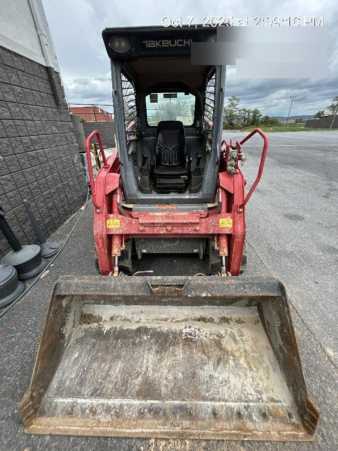2022 TAKEUCHI TL8R2-R