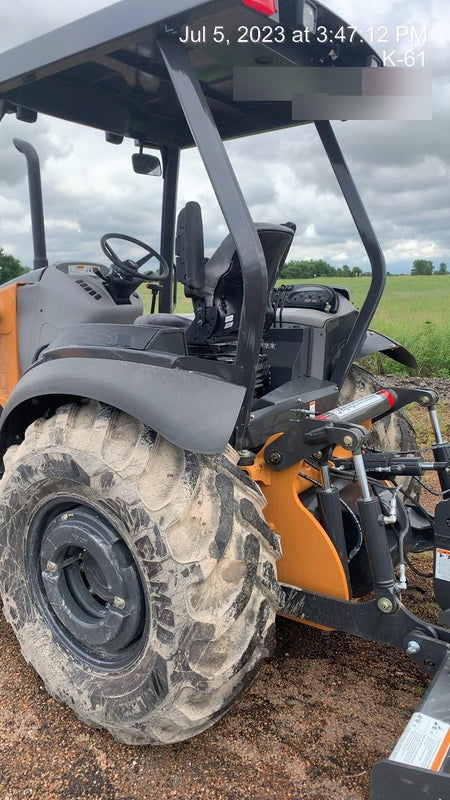 2023 CASE 570N EP
