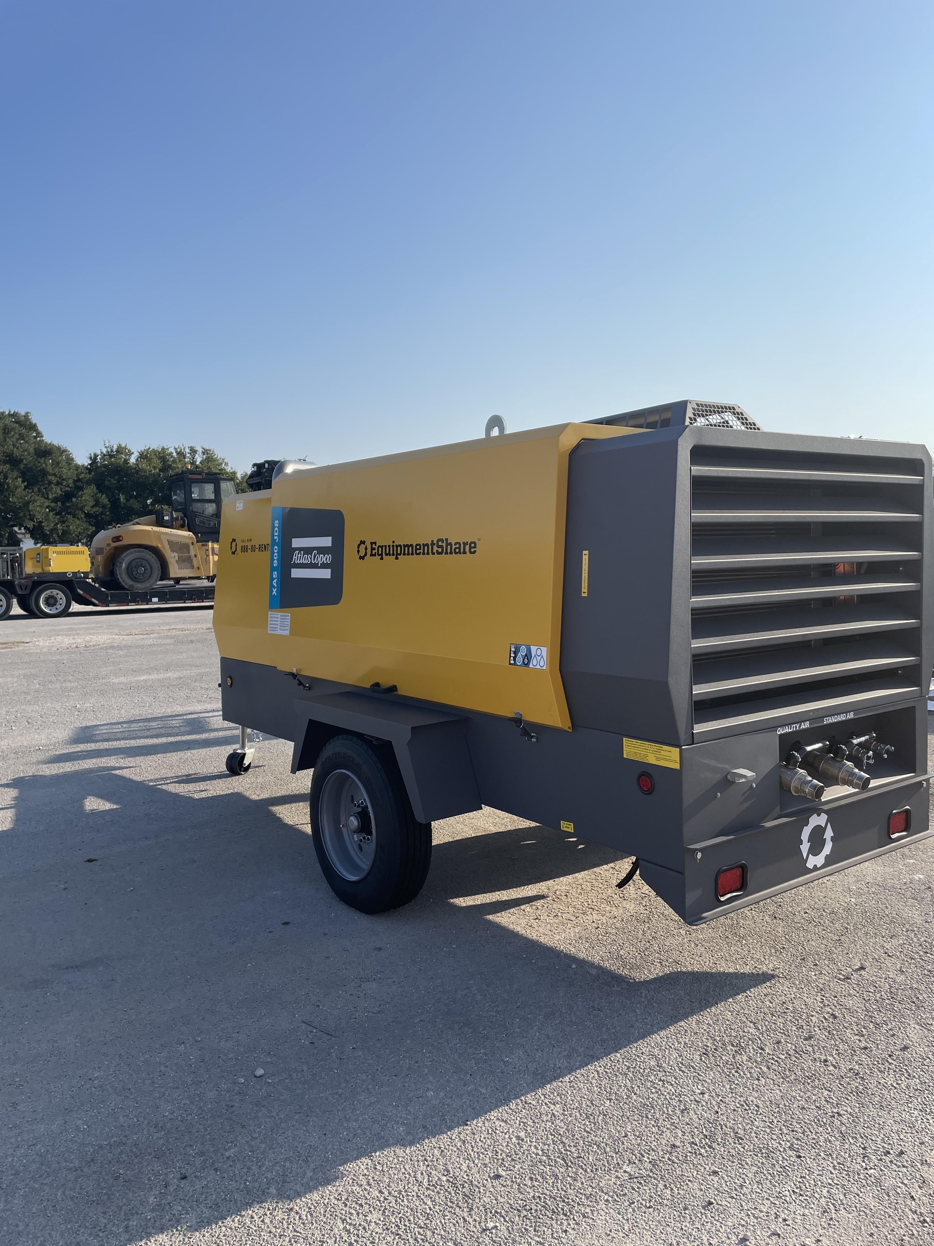 2023 ATLAS COPCO XAS 900