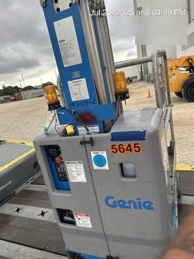 2017 GENIE GR-20