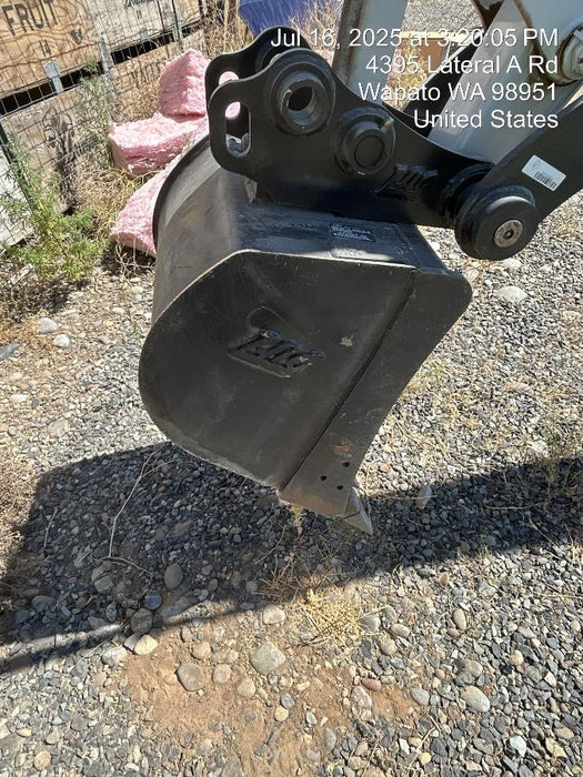 2025 TAKEUCHI 24" Bucket Takeuchi