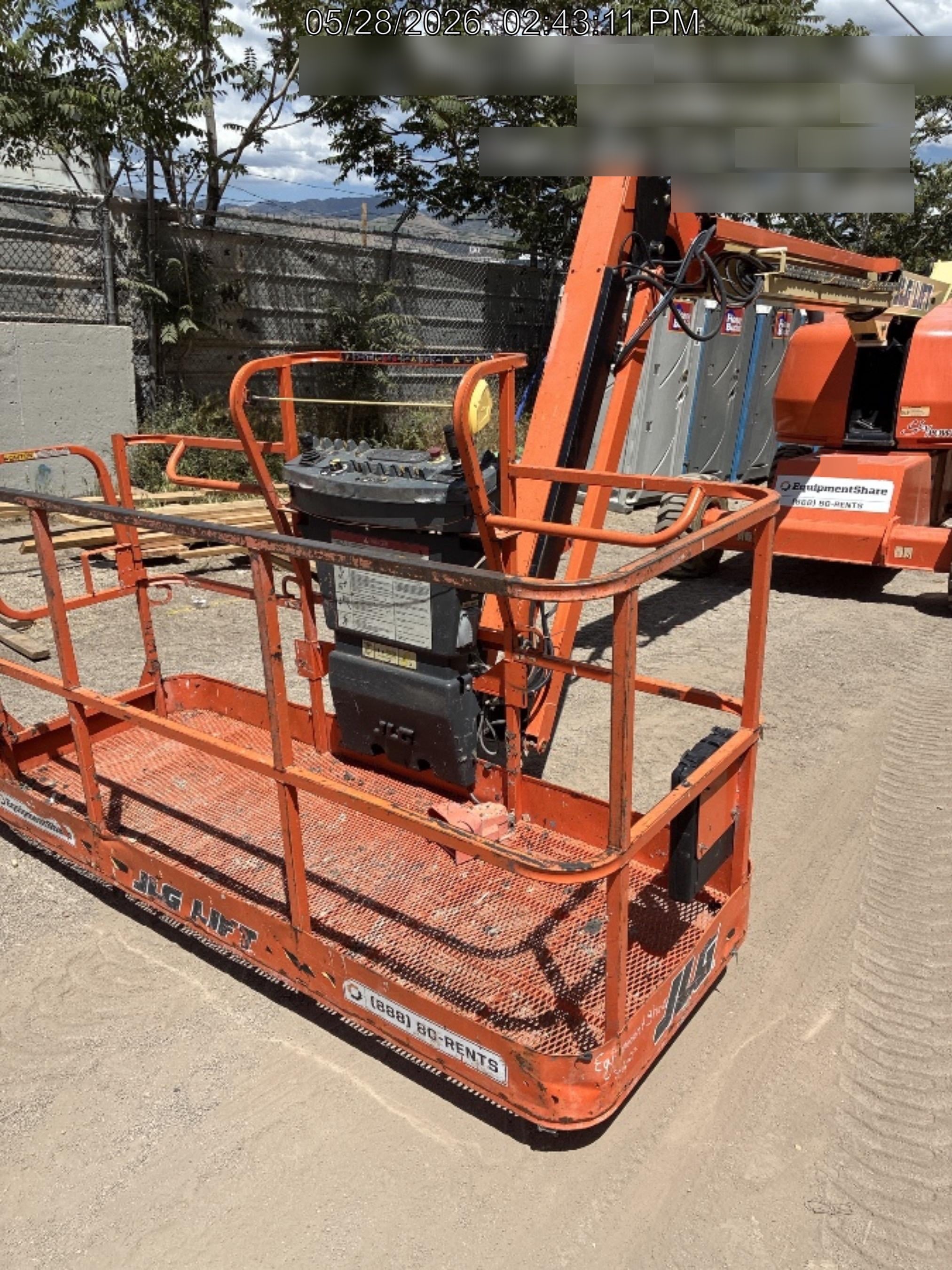 2019 JLG 460SJ