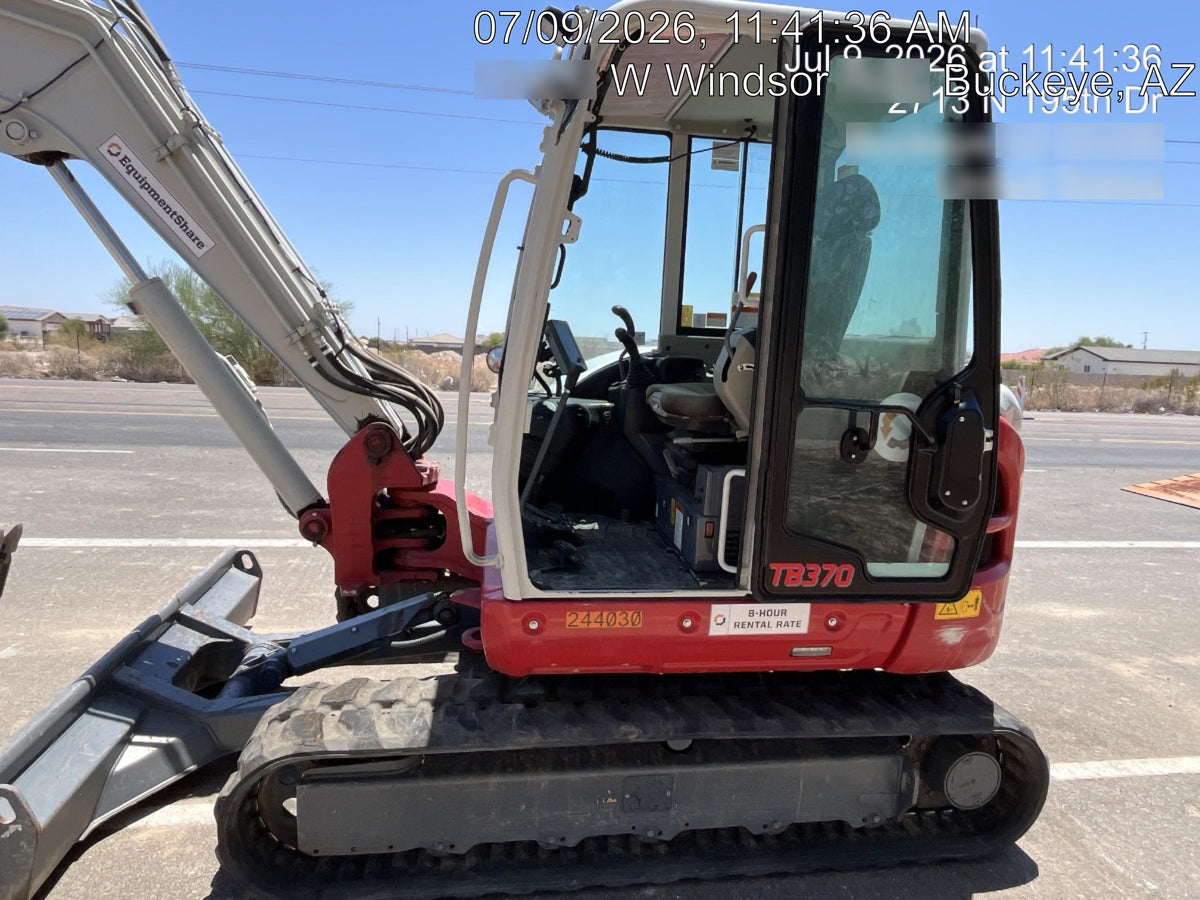 2021 TAKEUCHI TB370CR