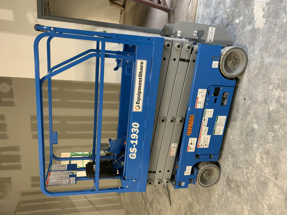 2020 Genie GS-1930 Fixed rails with chain entry gate - Pre A92.20