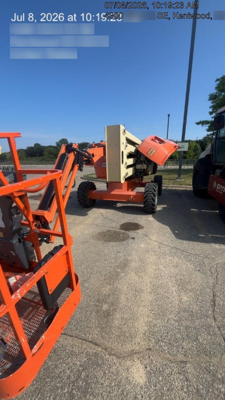 2019 JLG 450AJ