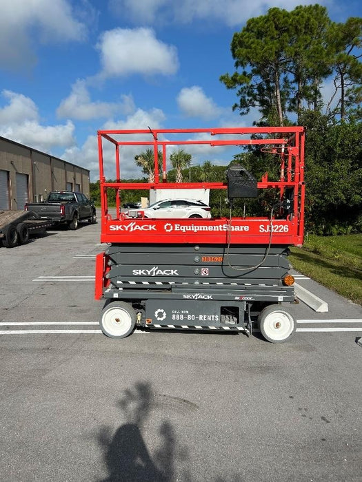 2022 SKYJACK SJ4732