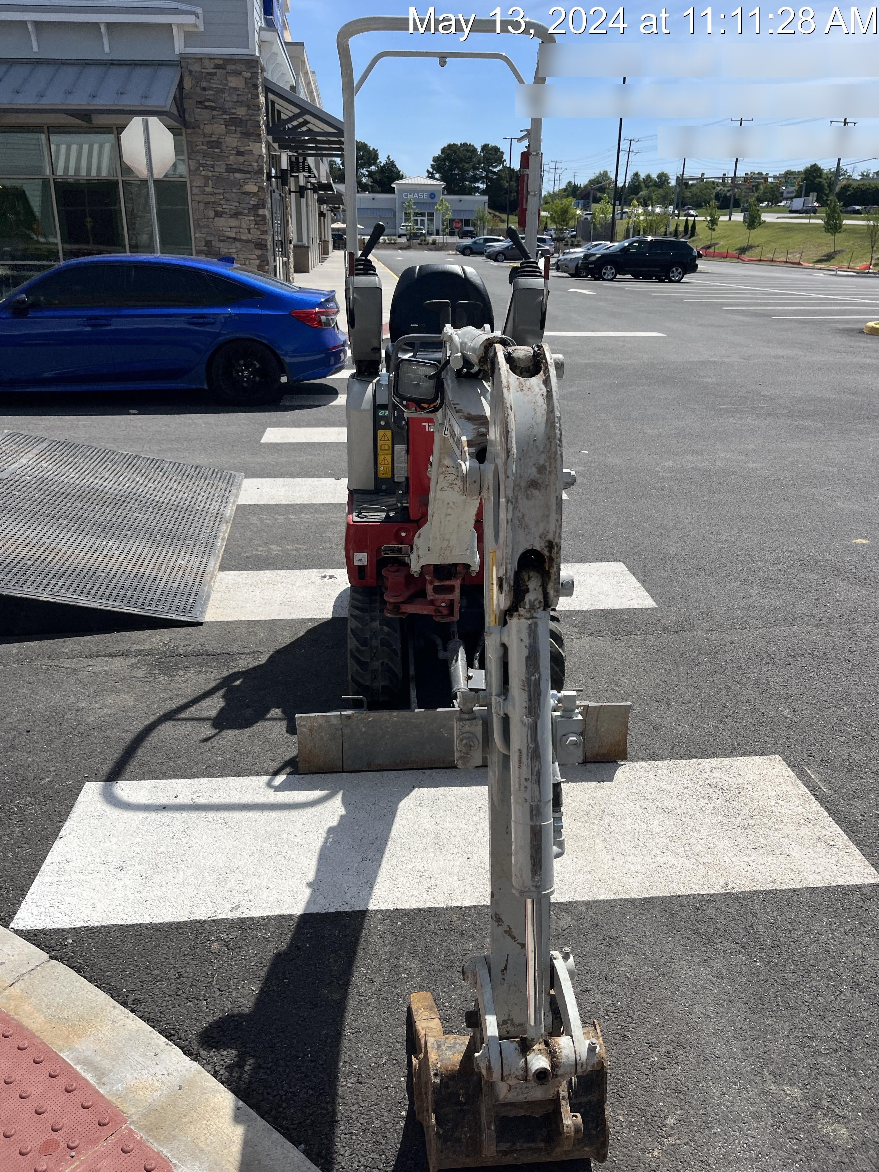 2022 TAKEUCHI TB210R