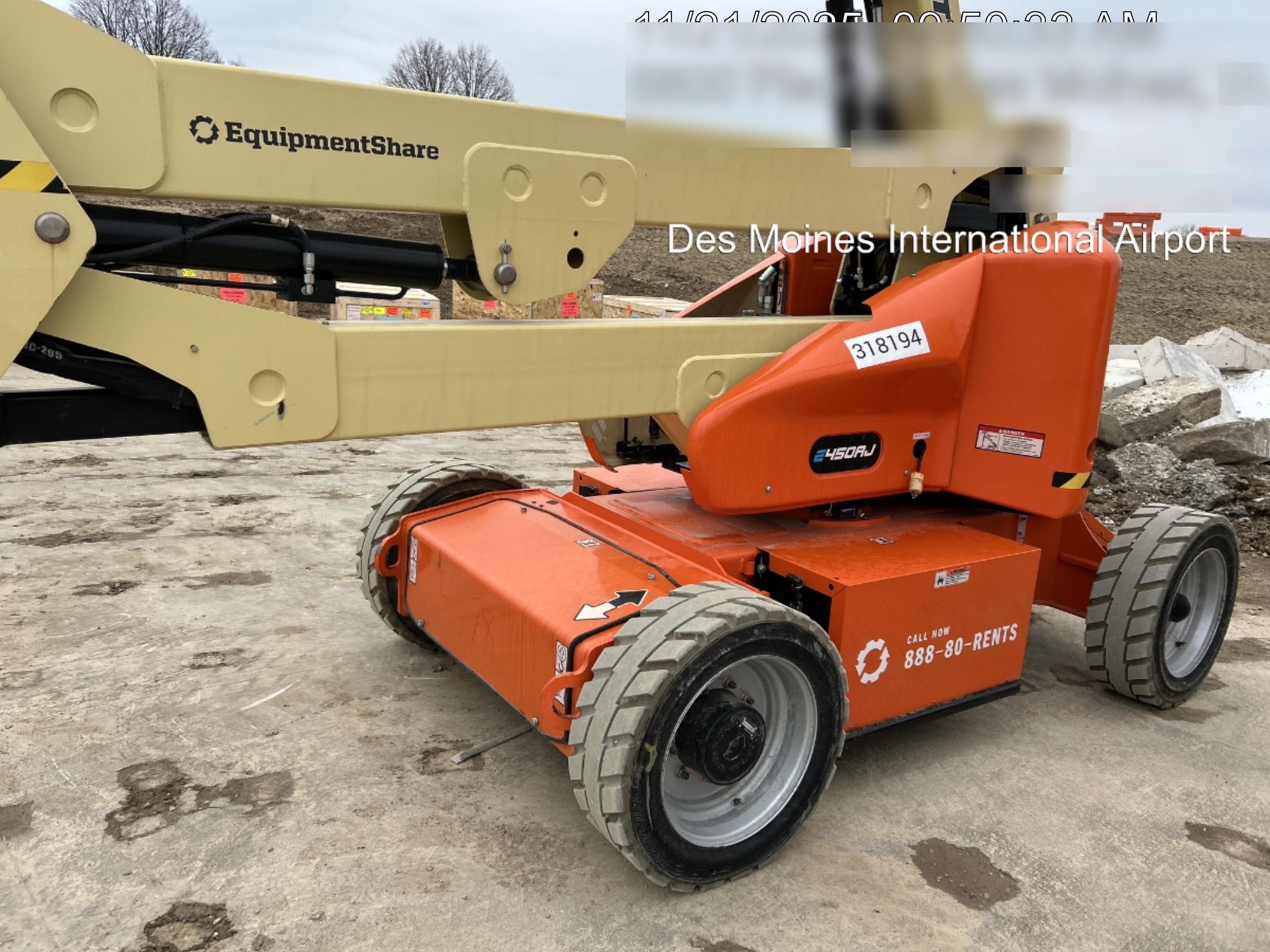 2023 JLG E450AJ