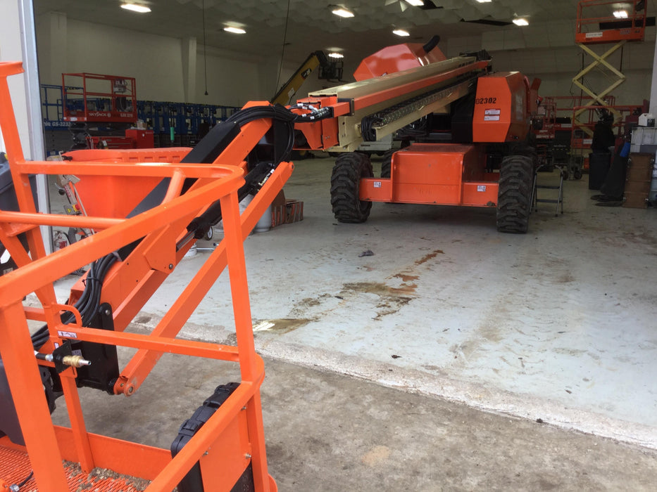 2016 JLG 660SJ