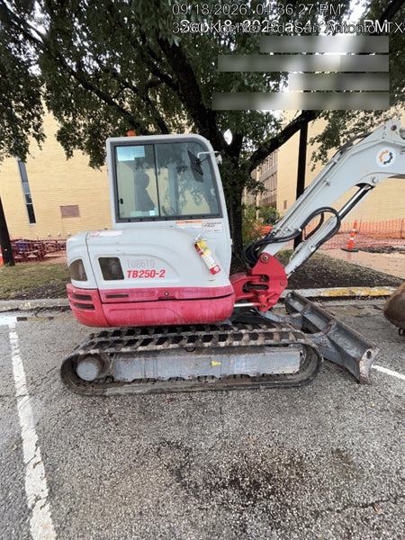 2020 TAKEUCHI TB250-2C