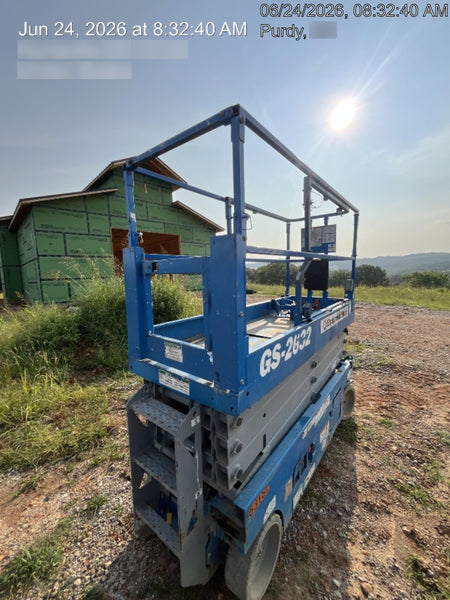 2020 Genie GS-2632 Standard, Folding half height swing gate