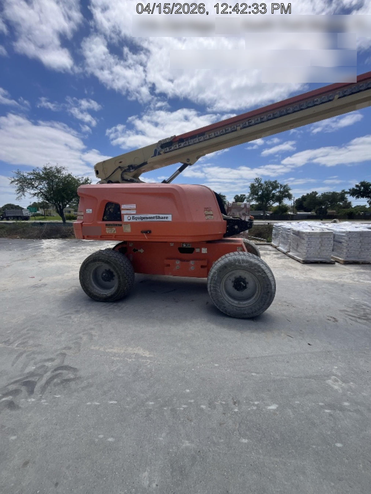 2020 JLG 660SJ