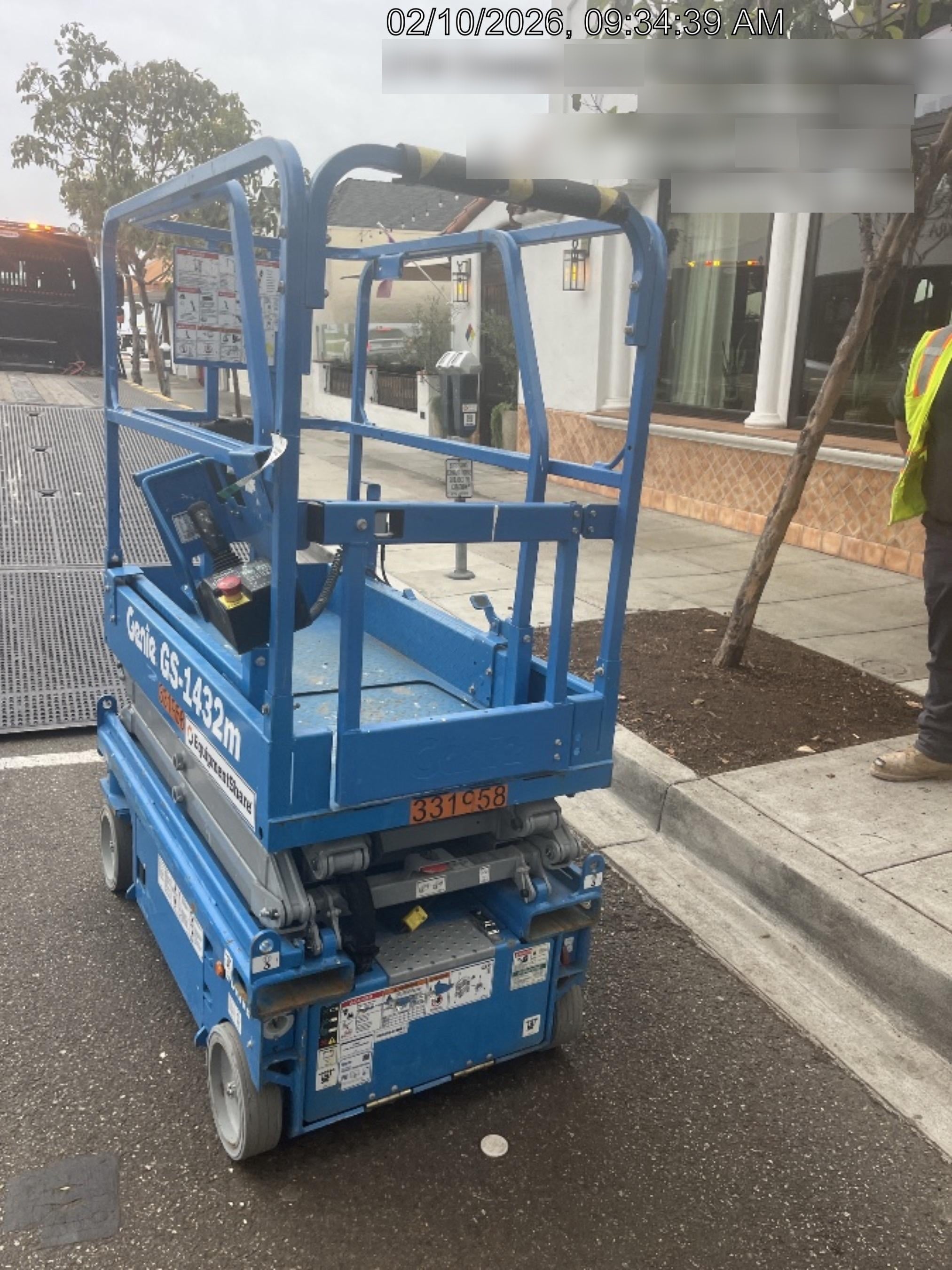 2023 GENIE GS-1432