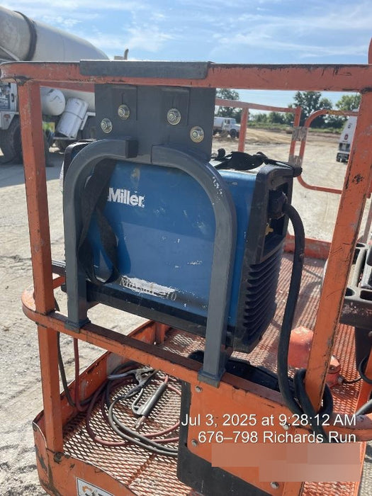 2022 MILLER ELECTRIC Maxstar 210 DX