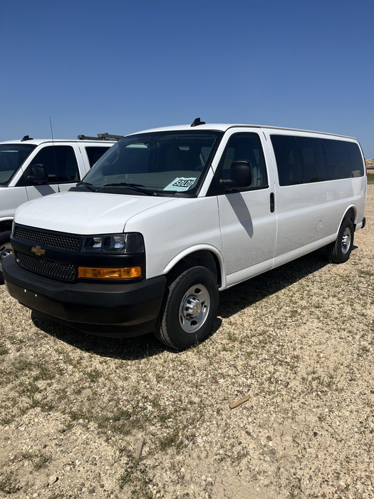 2025 CHEVROLET Express Van - Rental