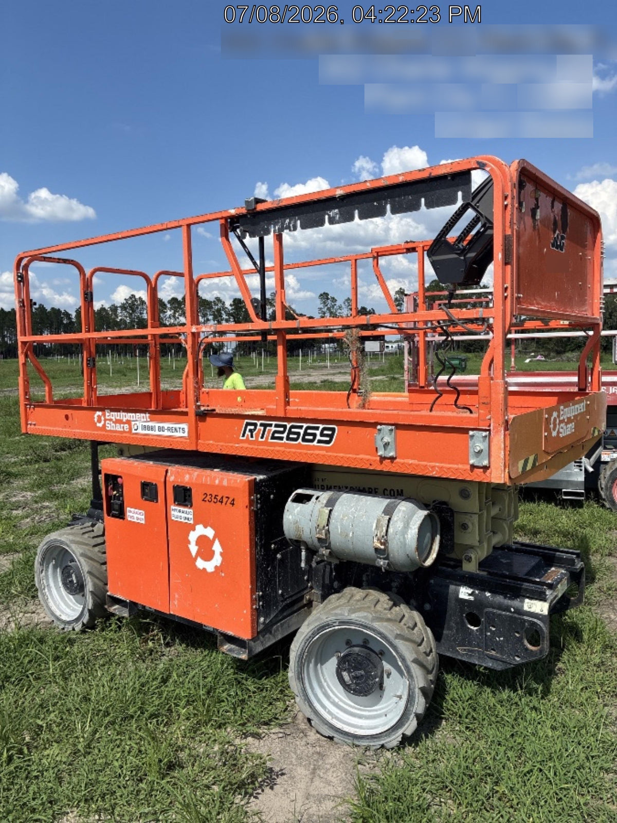 2022 JLG RT2669