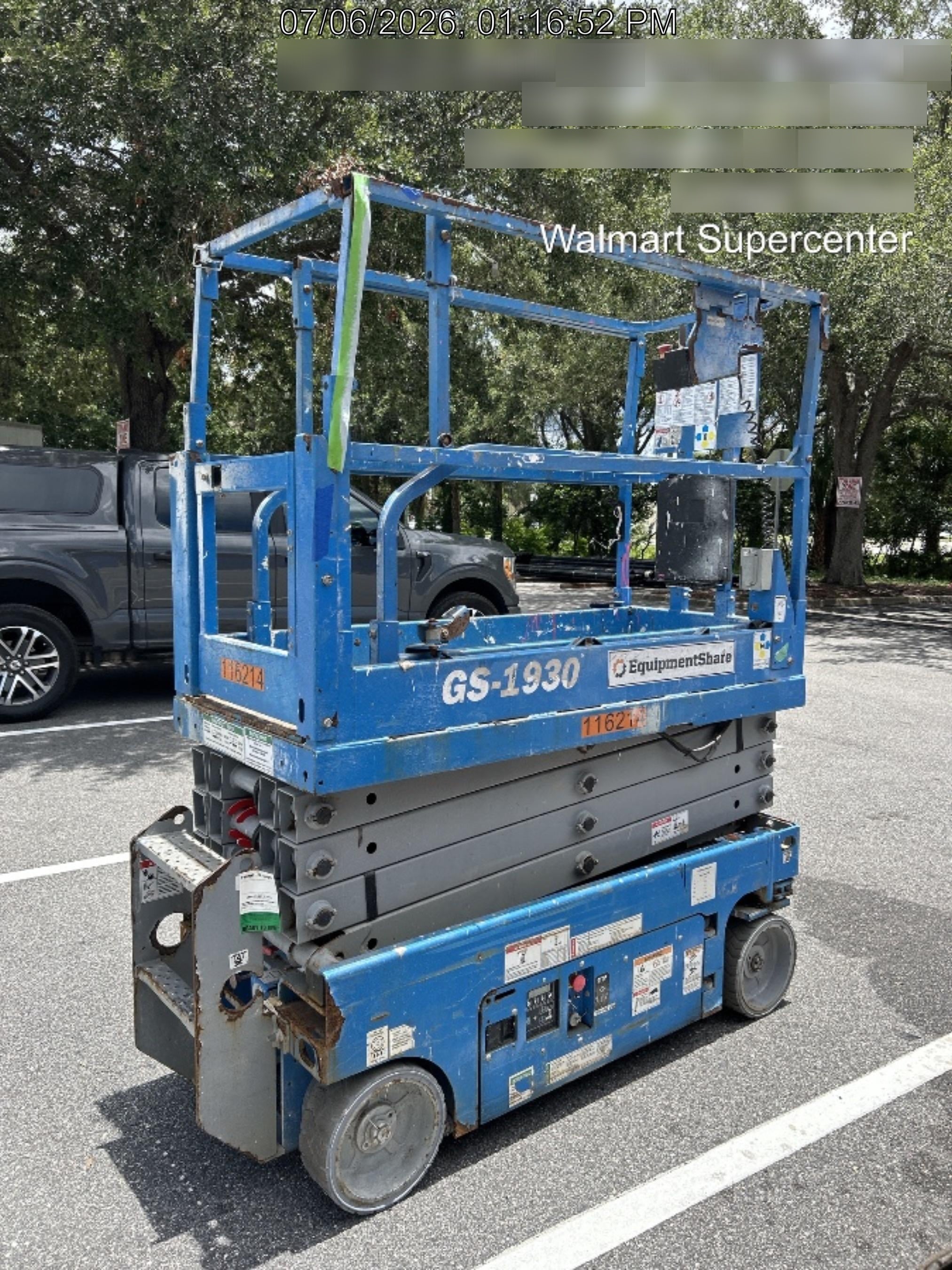 2020 Genie GS-1930 Solid Non Marking Tires, Beacon, Folding rails with half height swing gate
