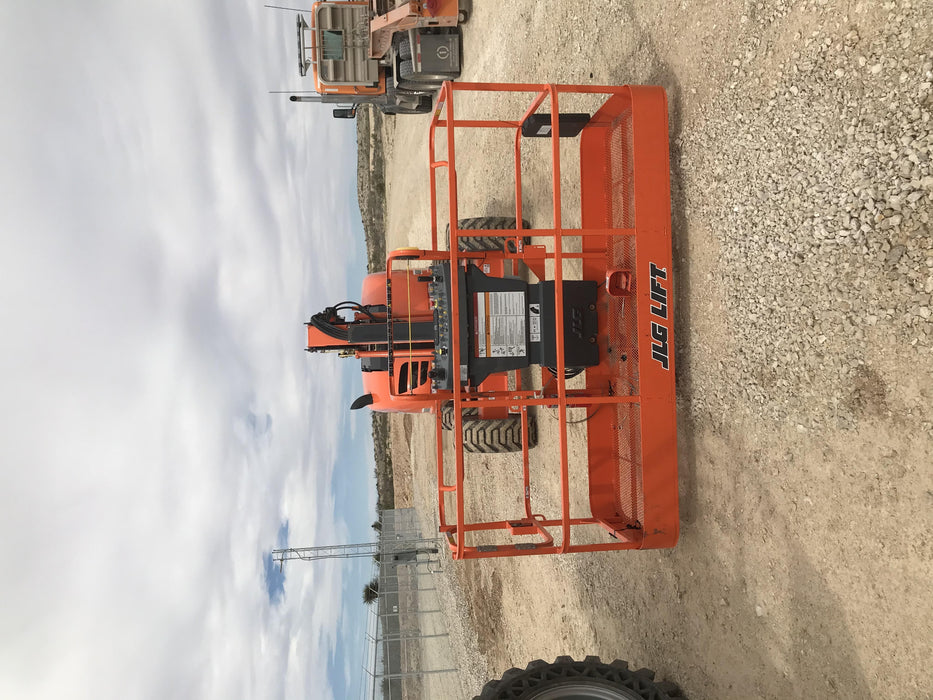 2019 JLG 600AJ