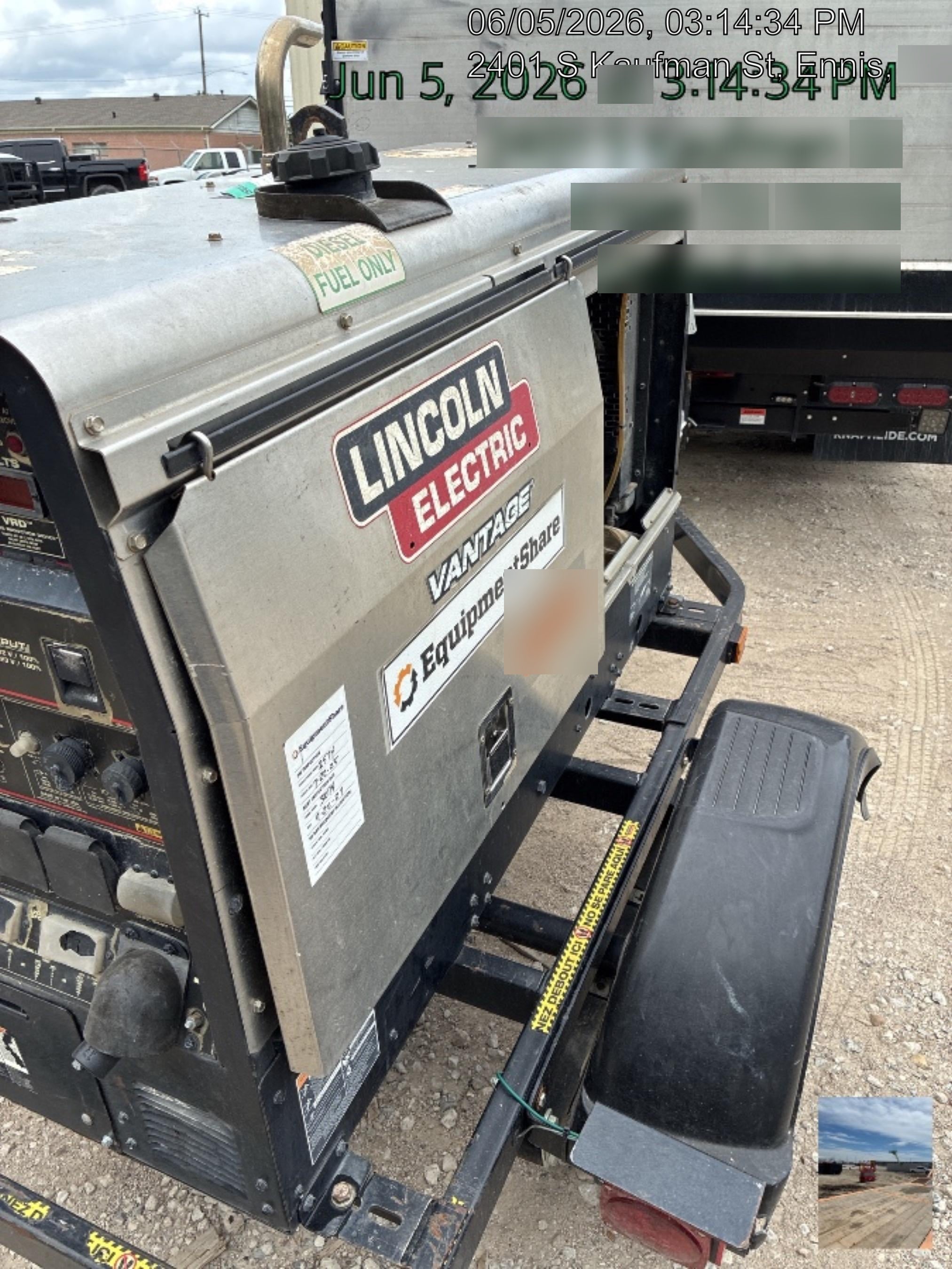 2019 Lincoln Electric Vantage 322 Ready-Pak 3, Two Wheel Trailer, Fender and Light Kit, Cable Rack
