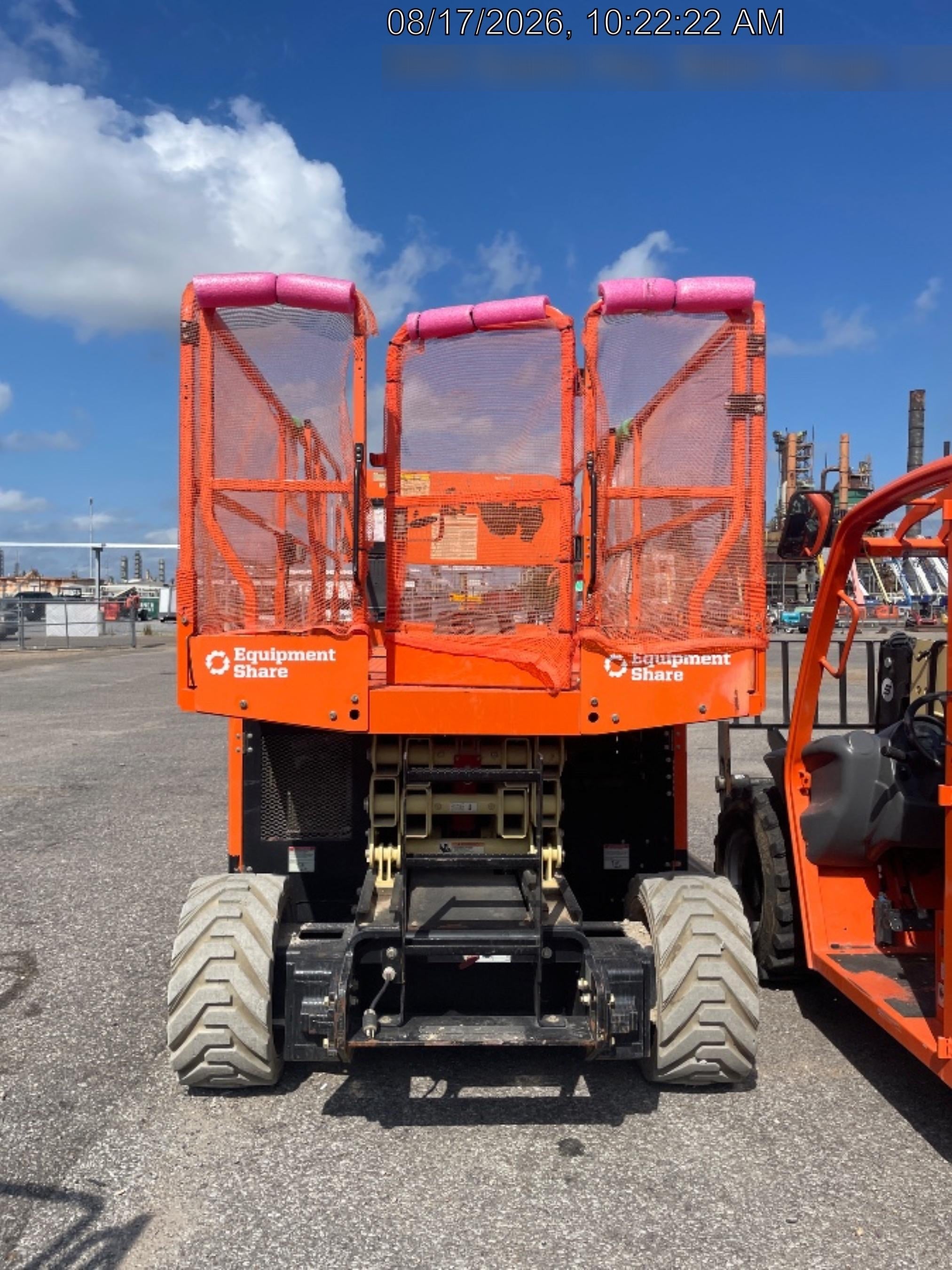 2022 JLG RT2669
