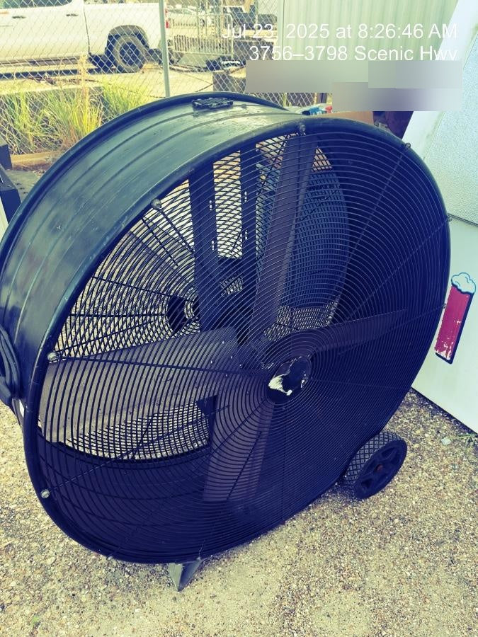 2022 COMMERCIAL ELECTRIC 42" BD Barrel Fan