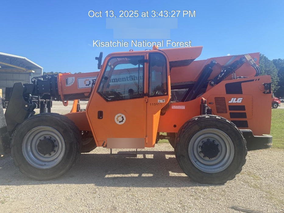 2020 Skytrak 10054 74 Hp, Cab/Heat/Air, FF Tires, Work Lights, Beacon, Aux Hydraulics, Back up Alarm, Lifting Eye, ES Decals