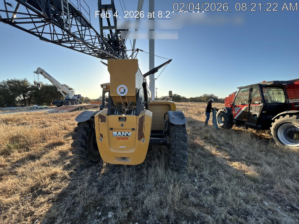 2023 SANY STH1056