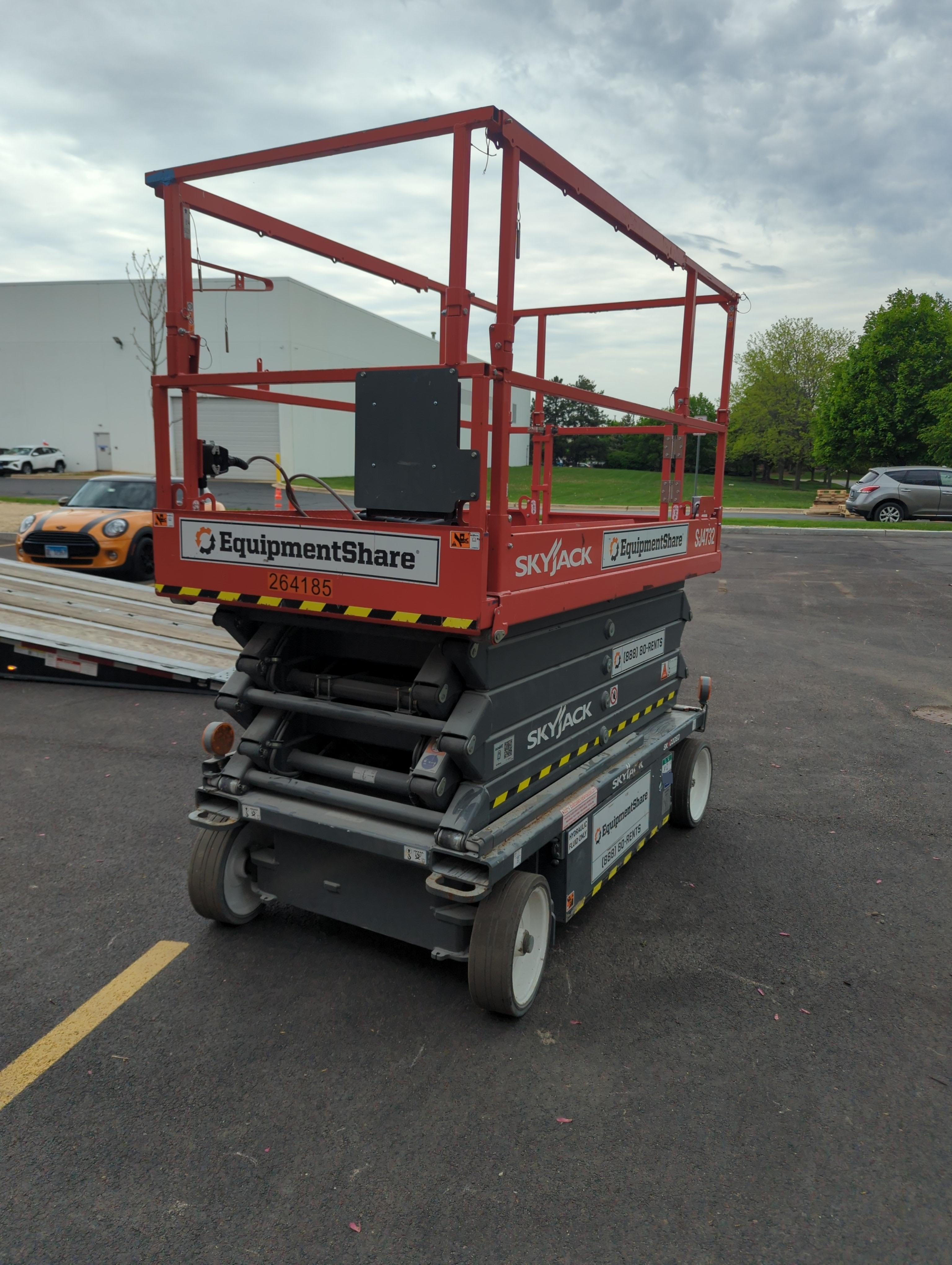 2022 SKYJACK SJ4732