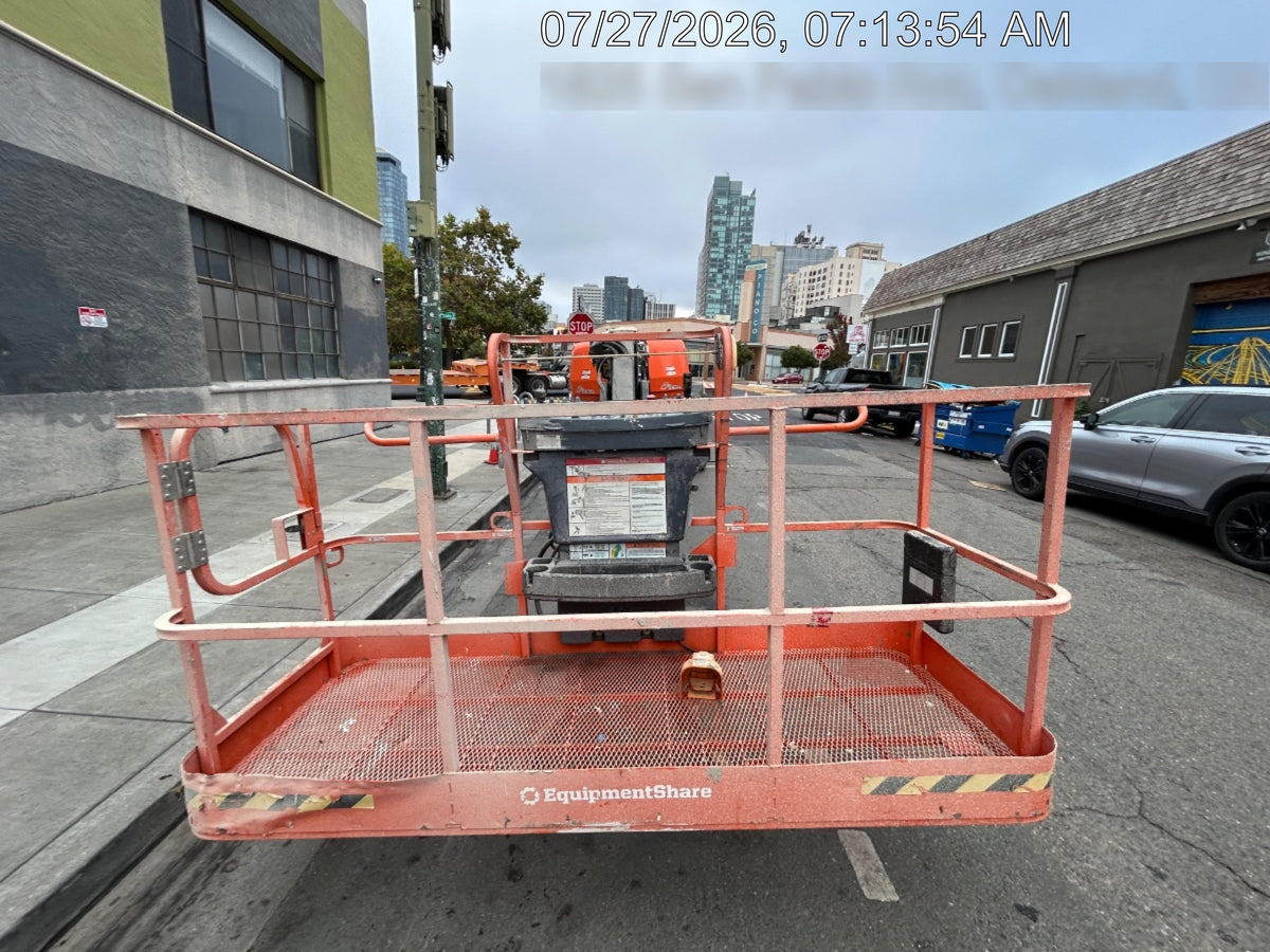 2025 JLG 660SJ