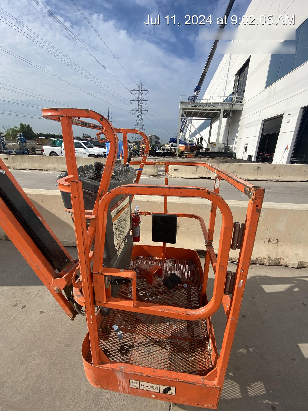 2019 JLG E300AJP