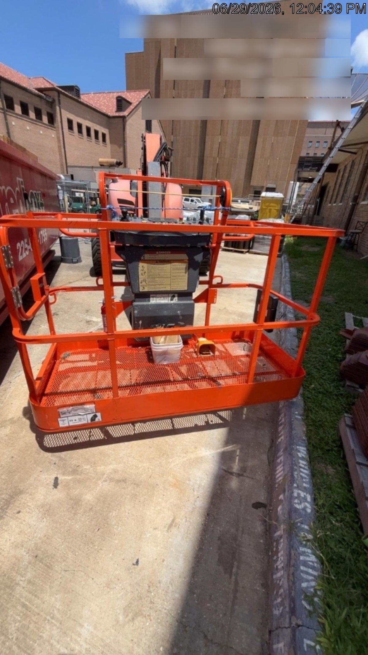 2019 JLG 600AJ
