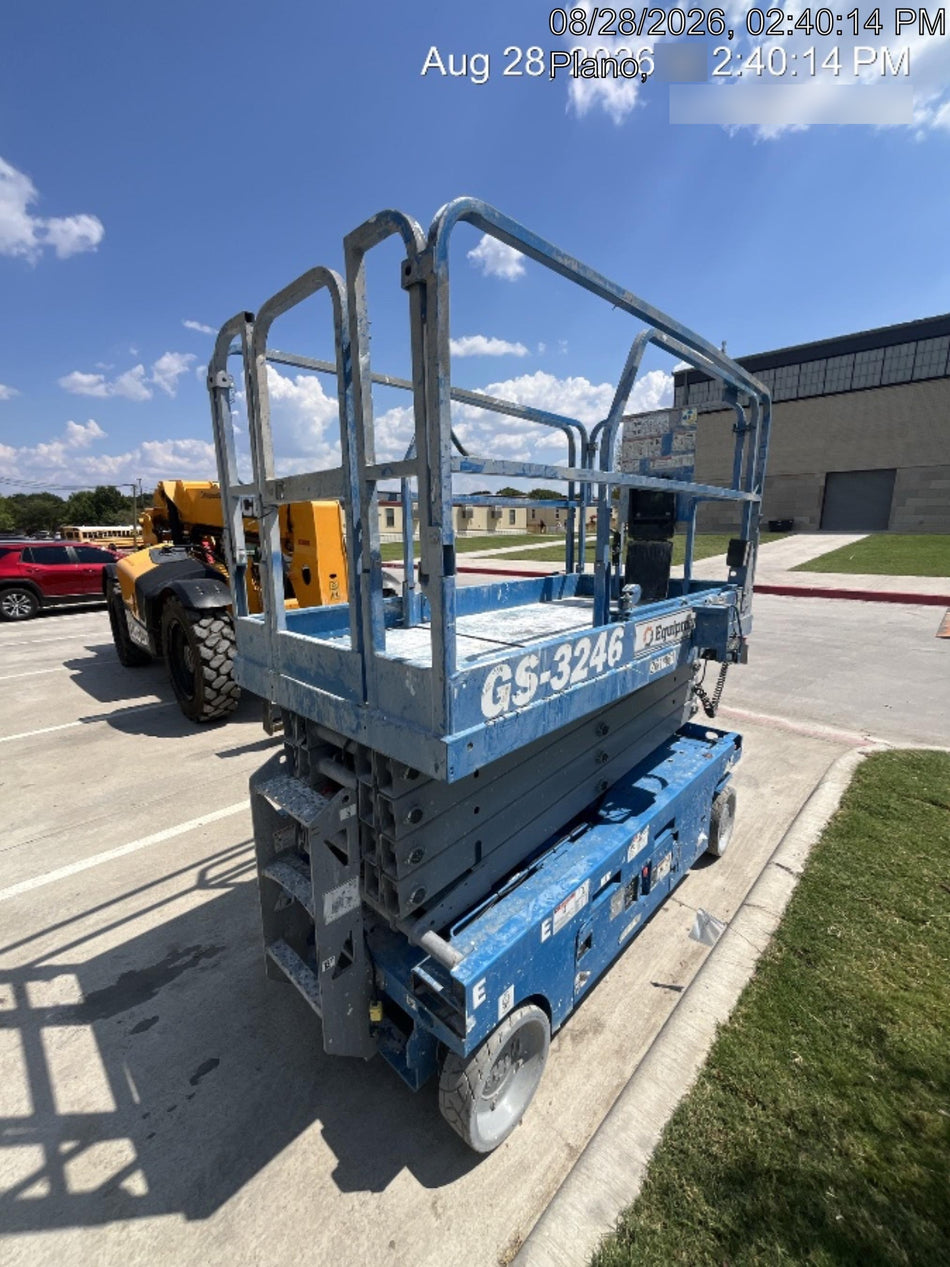 2022 GENIE GS-3246