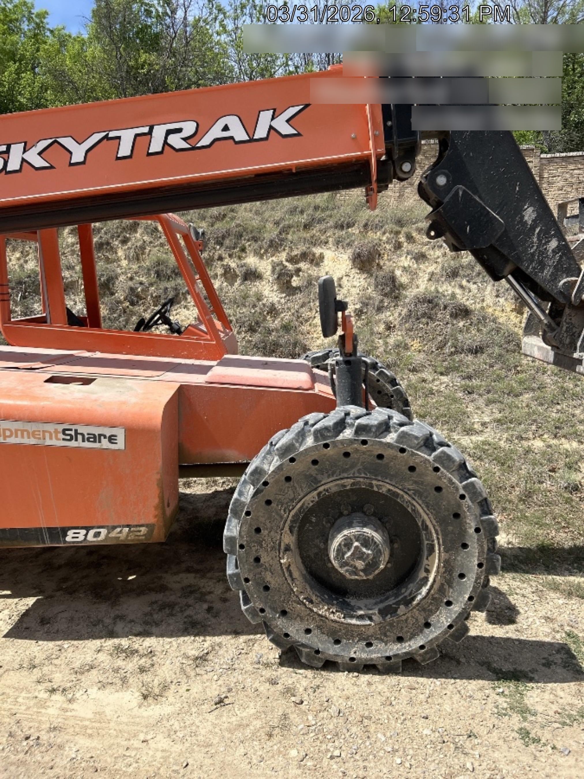 2018 SKYTRAK 8042