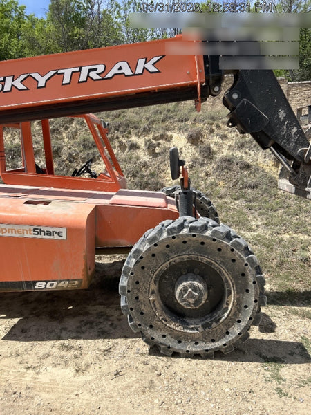 2018 SKYTRAK 8042