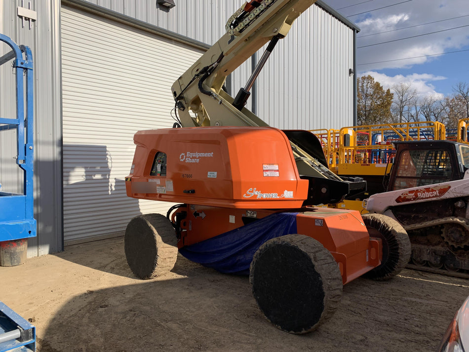 2022 JLG 660SJ
