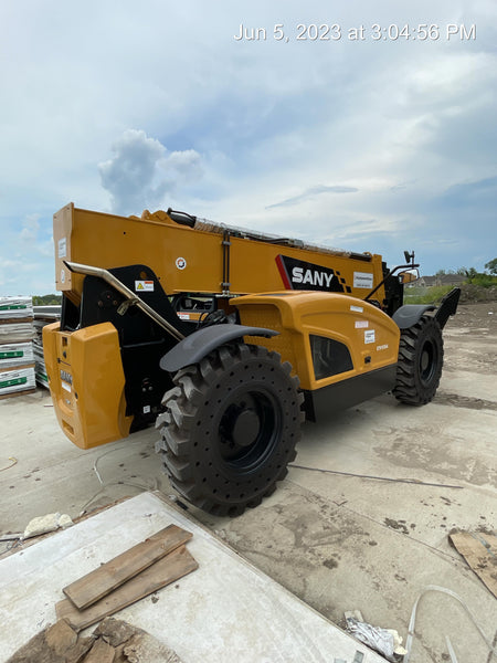 2023 SANY STH1056