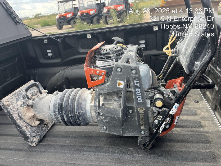 2025 HUSQVARNA LT6005