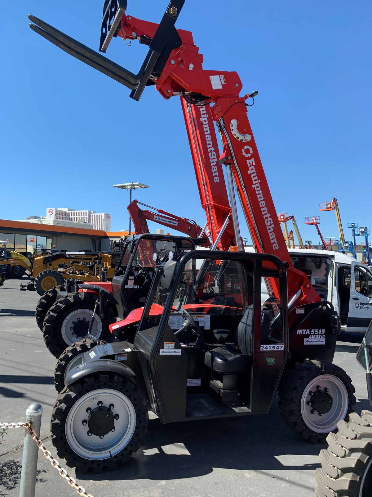 2022 MANITOU MTA5519