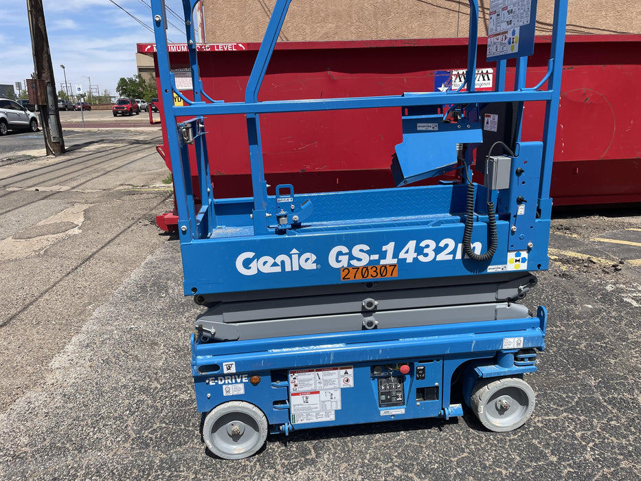 2022 GENIE GS-1432