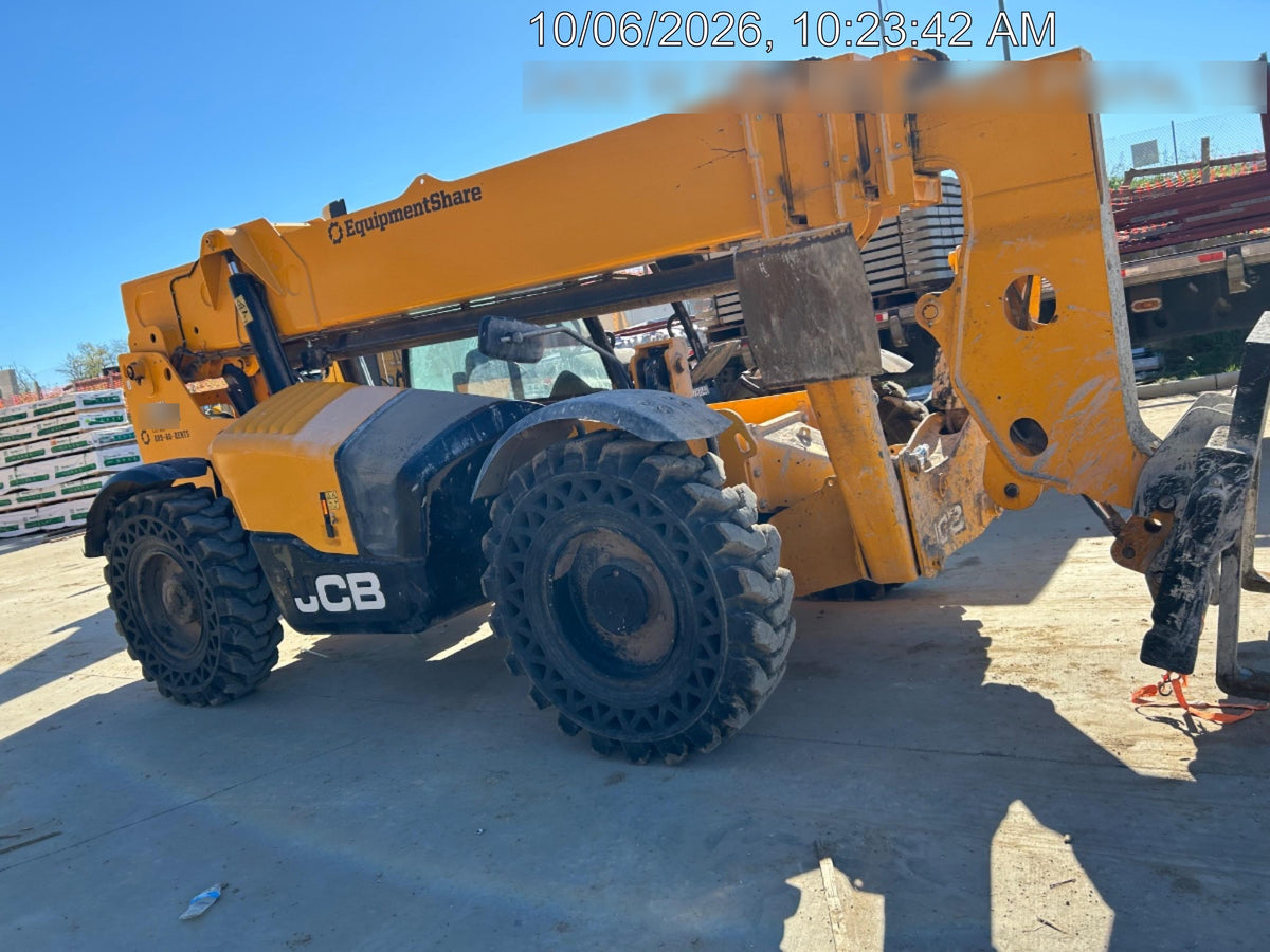2023 JCB 510-56