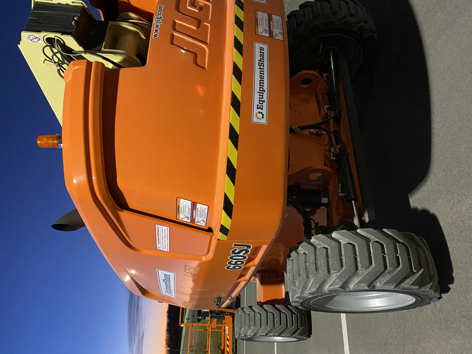 2021 JLG 660SJ