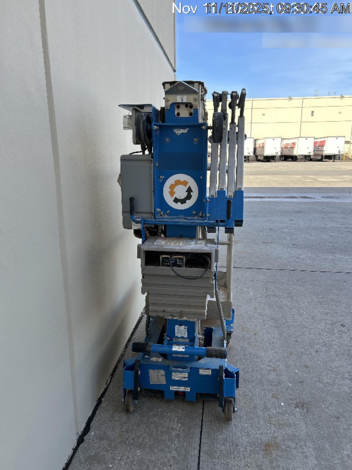 2018 GENIE AWP-30S