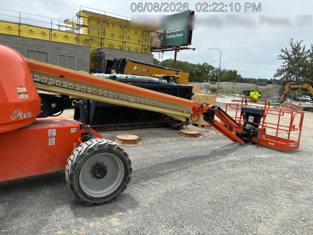 2019 JLG 660SJ