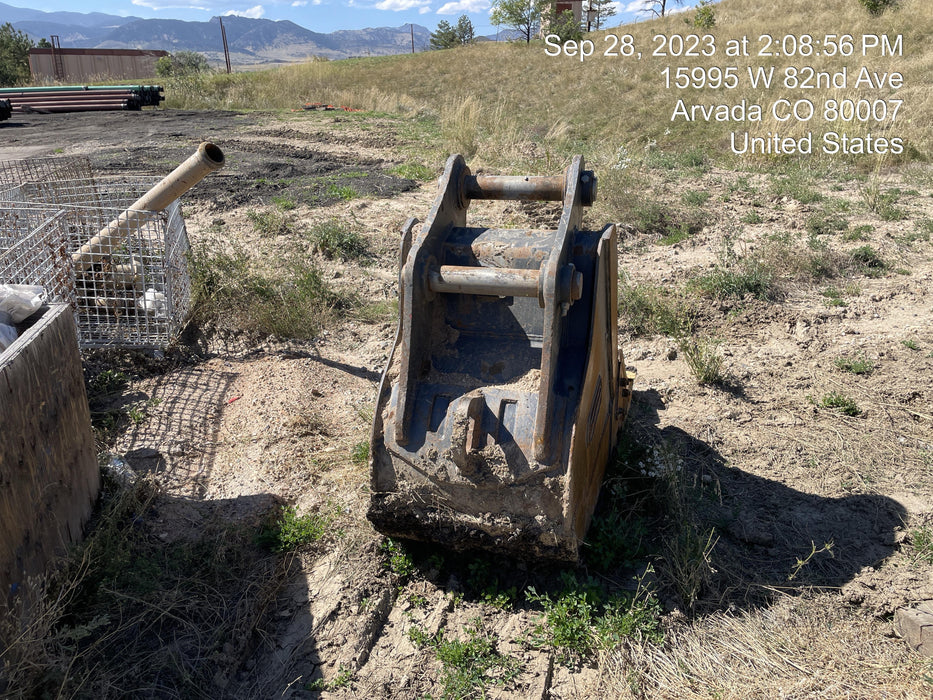 2019 DOOSAN 30" Excavator Bucket - Doosan