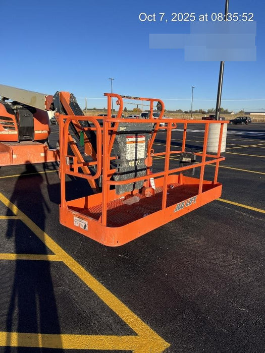 2019 JLG 600AJ
