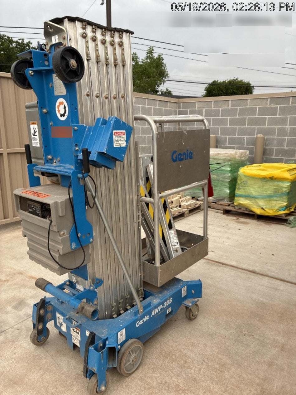 2023 GENIE AWP-30S DC