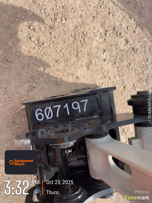 2025 TAKEUCHI 18" HD Bucket - Takeuchi