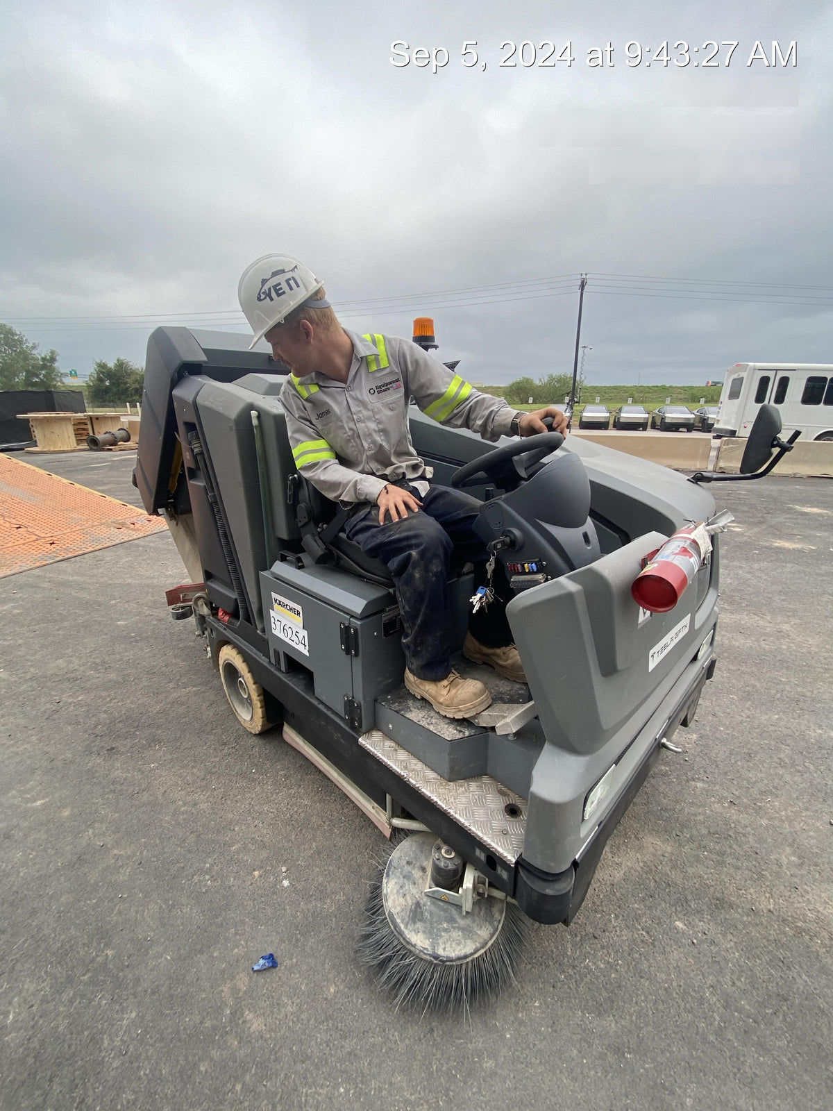 2024 KARCHER B 300 R
