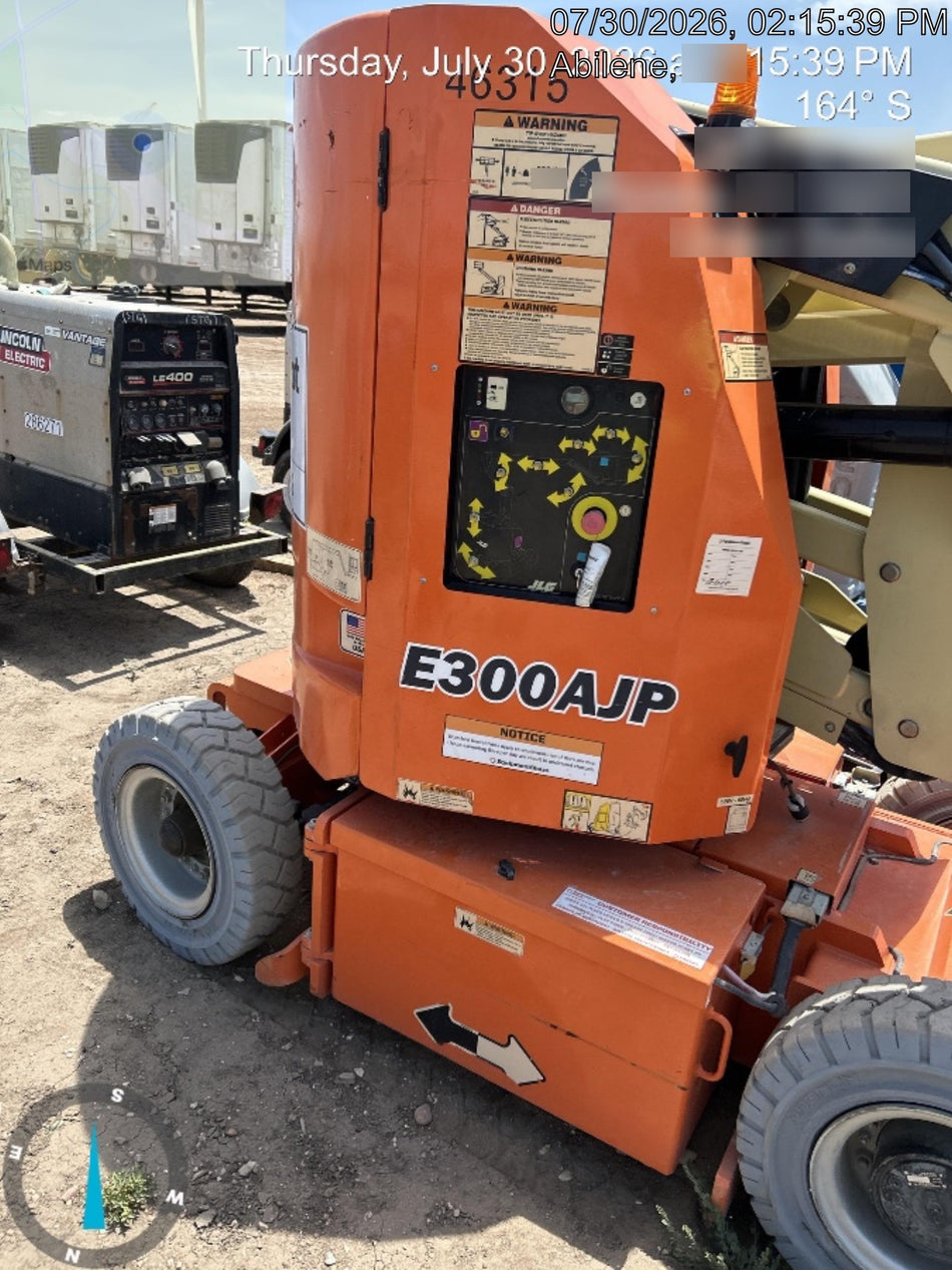 2019 JLG E300AJP