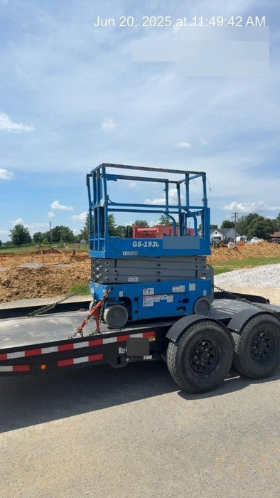 2020 Genie GS-1930 Solid Non Marking Tires, Beacon, Folding rails with half height swing gate